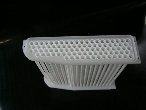 樹脂製熱交換器 4