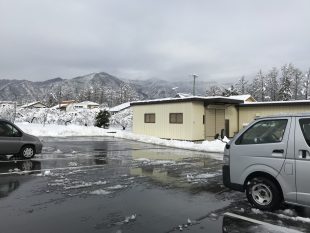 サンニクス修理センター雪かき