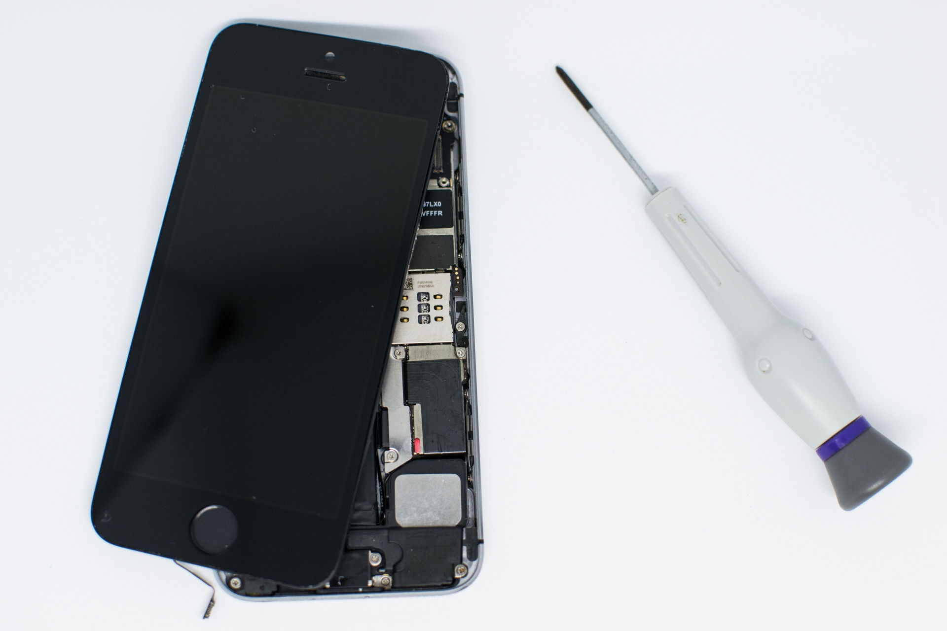松本市でiPhone修理｜iPhone修理学割1000円引き予定しています