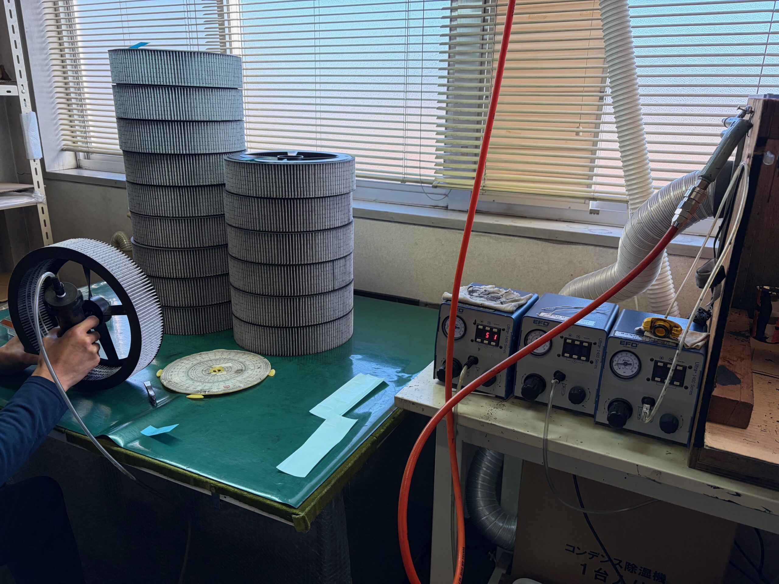 空気清浄機用フィルターの生産